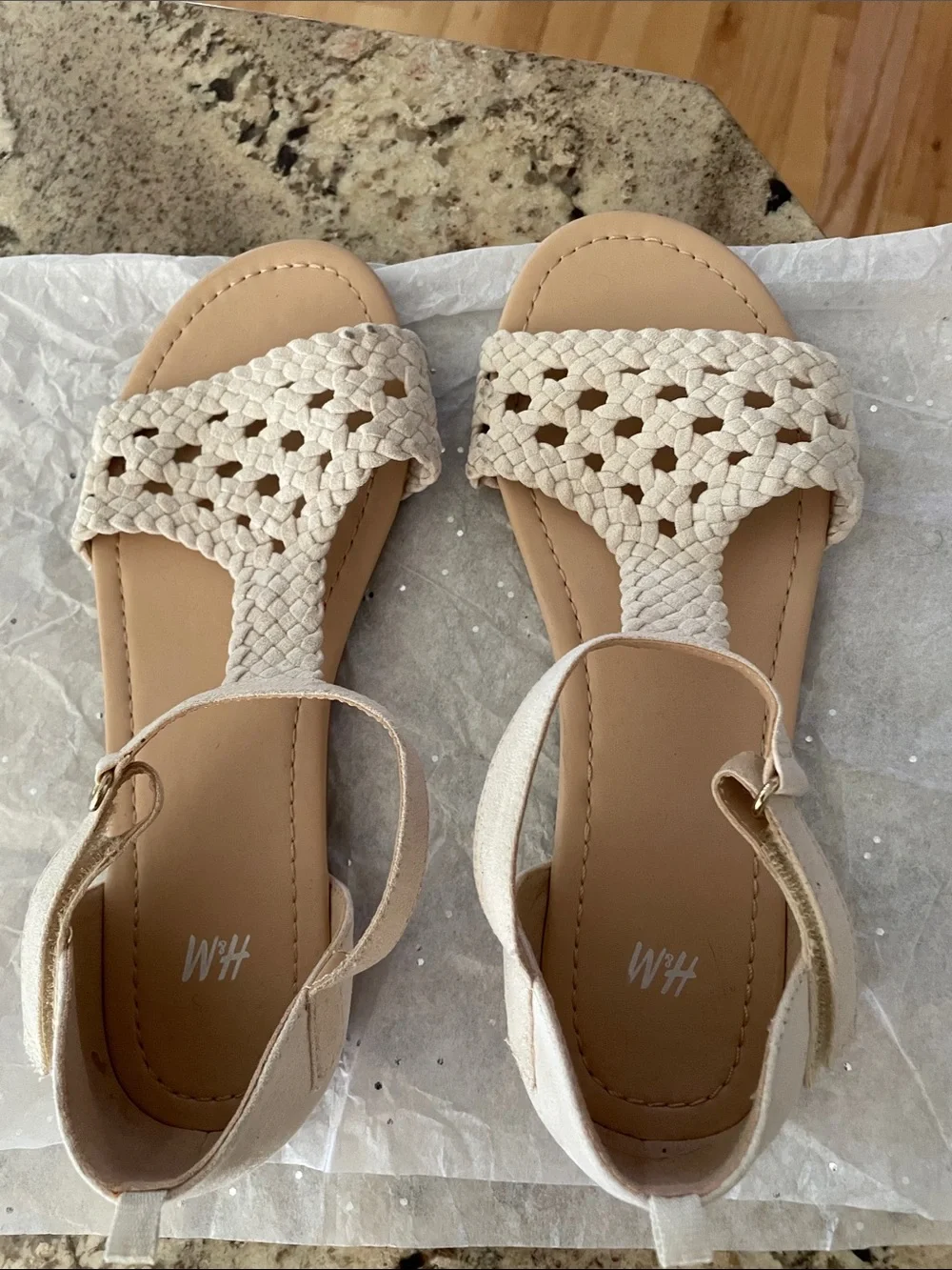 2 Girls Sandals. Size 3